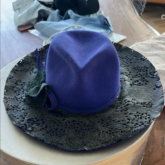 Purple and Black Women's Hat.Felt with leather cutout accent brim. In box - Picture 2 of 5
